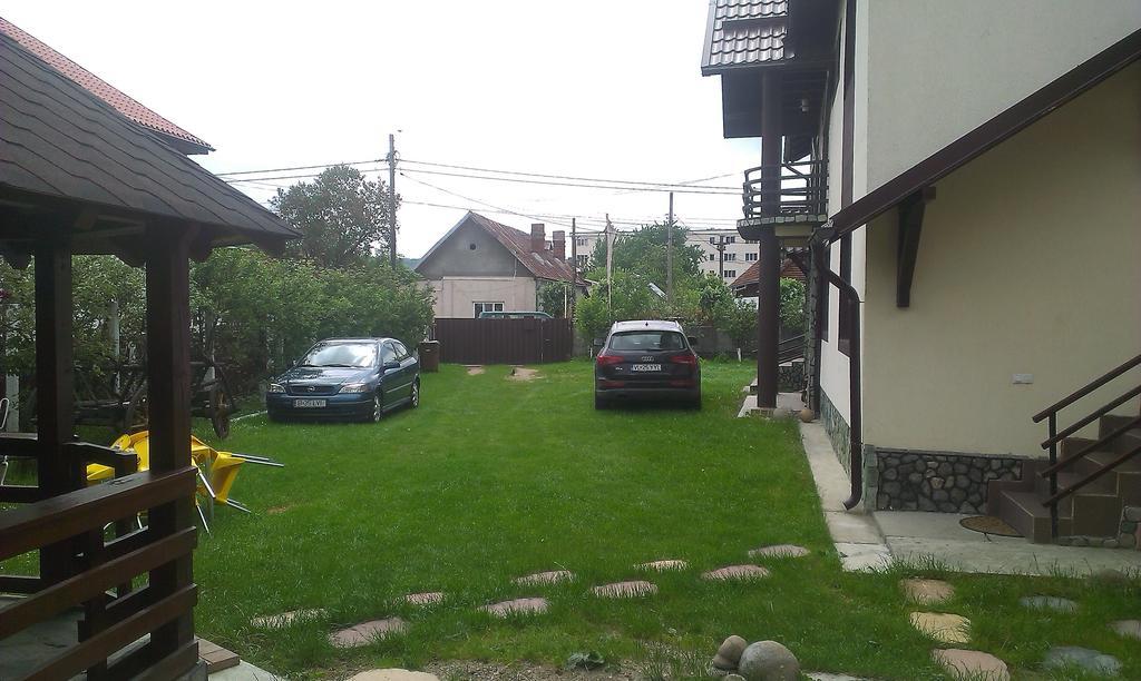 Pensiunea Alex Si Tedi Horezu Camera foto